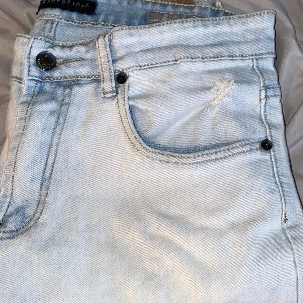 Aeropostale Men's Skinny Jeans in Light Blue